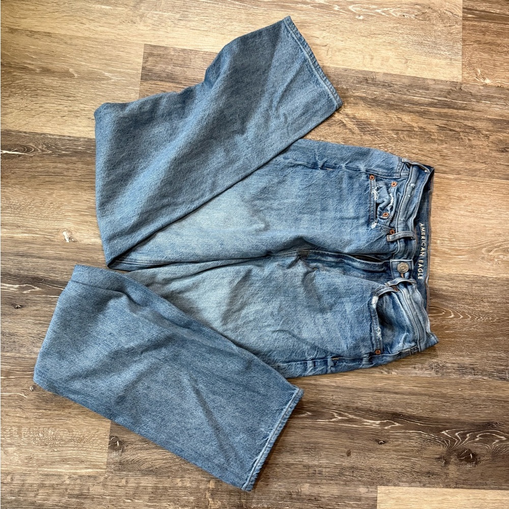American Eagle Baggy Jeans Relaxed Fit Blue Denim Size 6 women’s